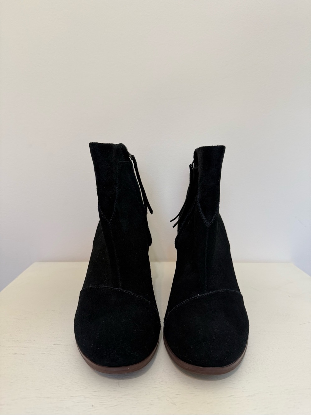 Toms Lunata Black Suede Booties Women’s 10 Wood Heel 3in - Picture 2 of 14